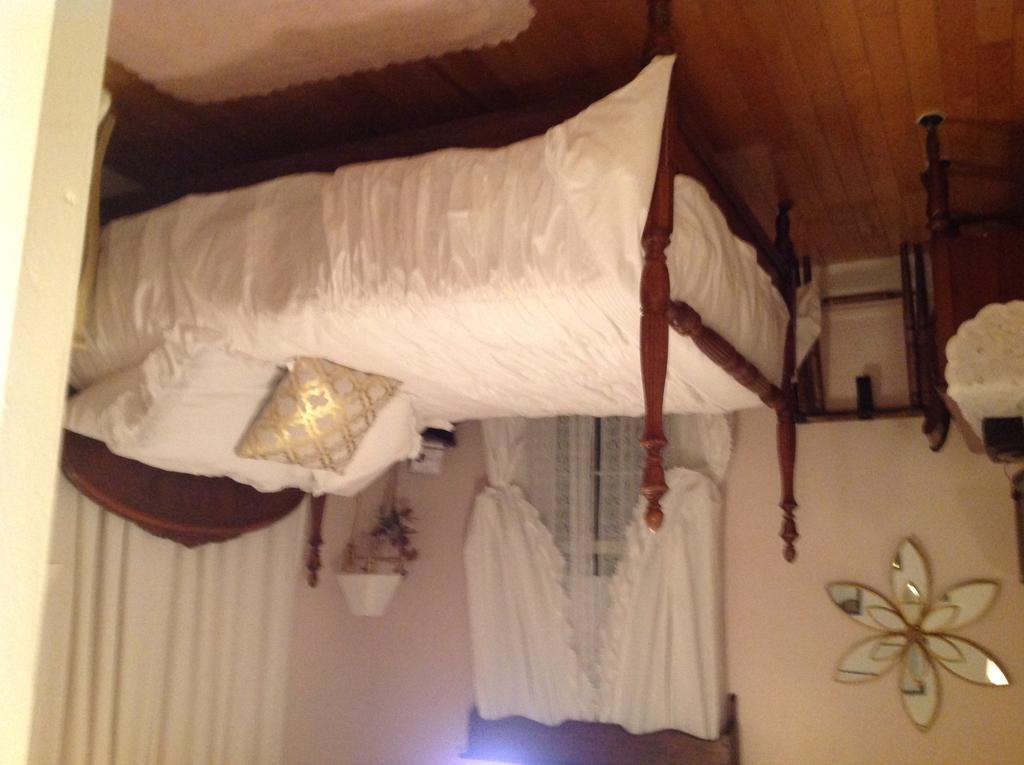 Maple Tourist Home B&B Гранд Фолс Екстериор снимка